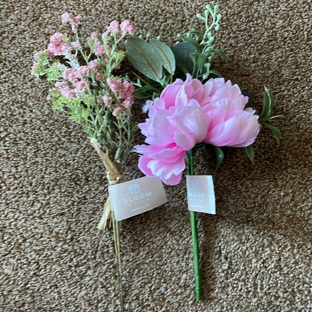 2 Bloom Room Pink Spring Picks